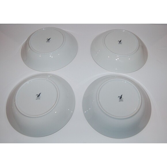 Set Of 8 Vintage Lynns Fine China St Maria Holly Christmas 7.5 " Soup Salad Bowl - Picture 10 of 11